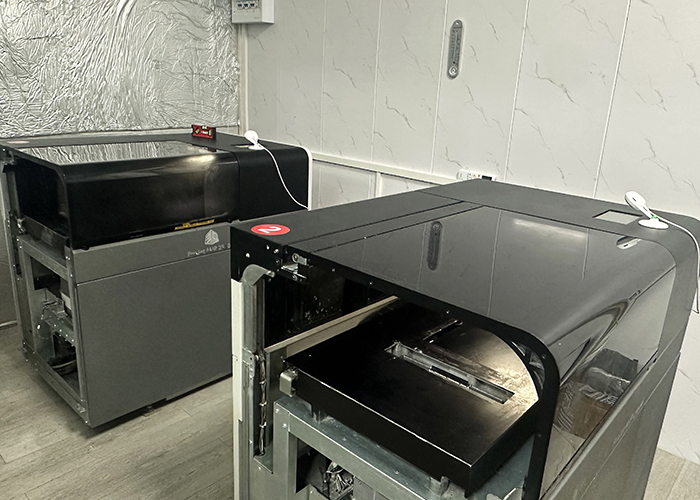 高精度3Dプリンターによるワックスモデル造形。JEWELRY TAKEDAの最新技術を活用した原型製作プロセス。